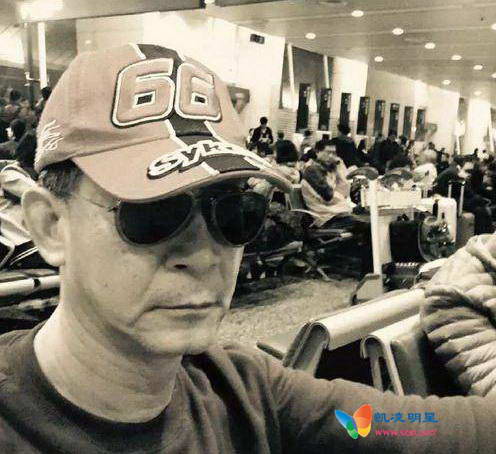 广州白云机场航班延误 六小龄童:俺老孙被困了