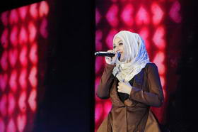 表演嘉宾马来西亚著名歌手 茜拉