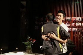 刘翔和教练拥抱